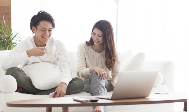 パラサイトシングル 実家暮らし の男性 婚活に不利だと言える２つの訳